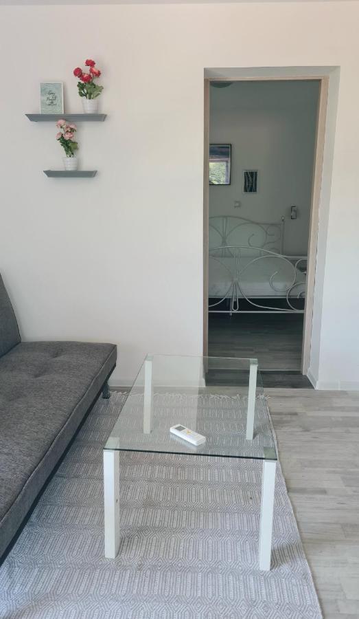 Apartman Castle Tusilovic Esterno foto