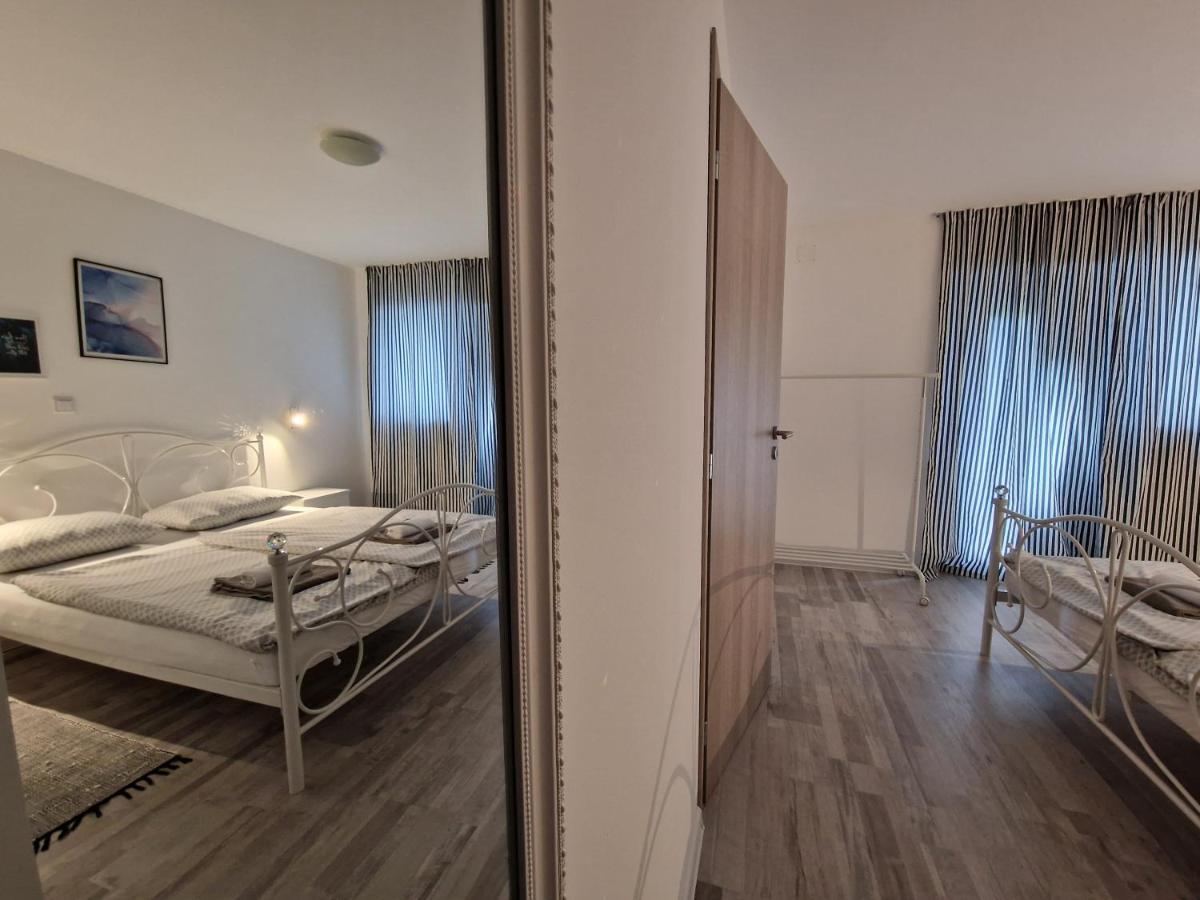 Apartman Castle Tusilovic Esterno foto